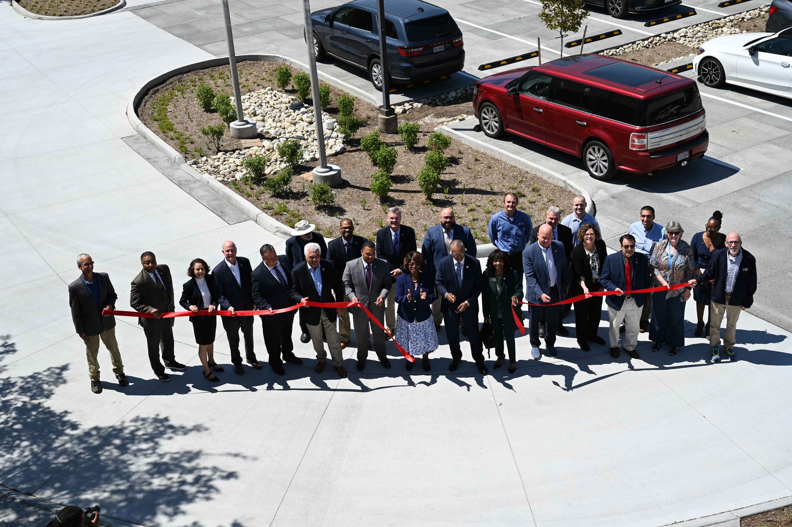 HRPDC Commissioners Holding the Cut Ribbon 